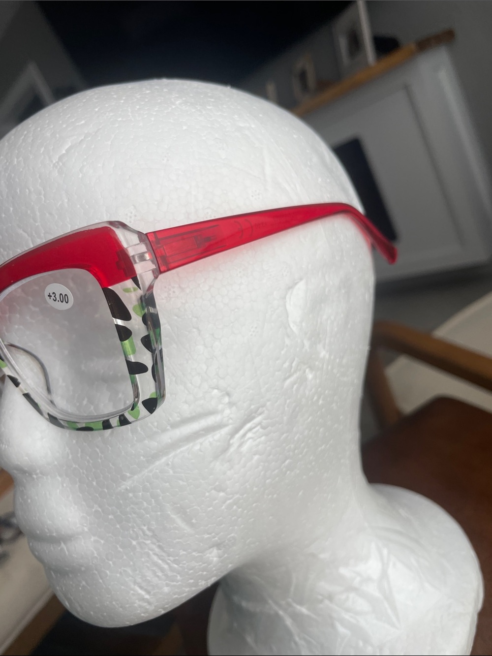 Statement Red and Multi-Color Patterned Reading Glasses - Picture 2 of 3